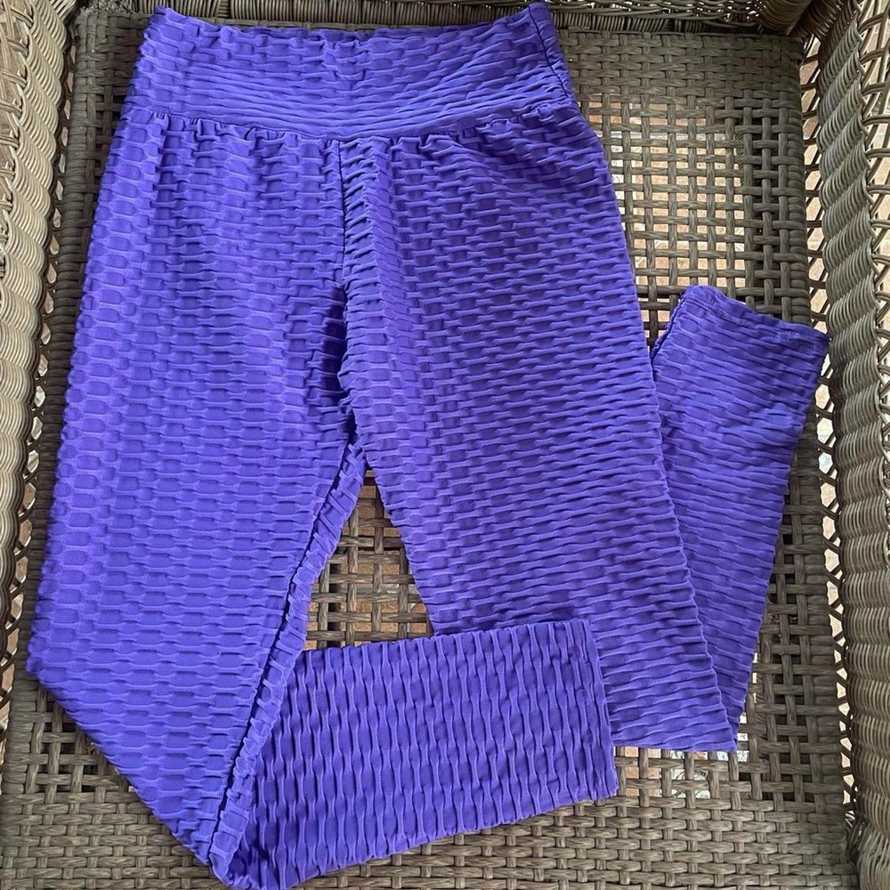 Purple Butt Scrunch Leggings